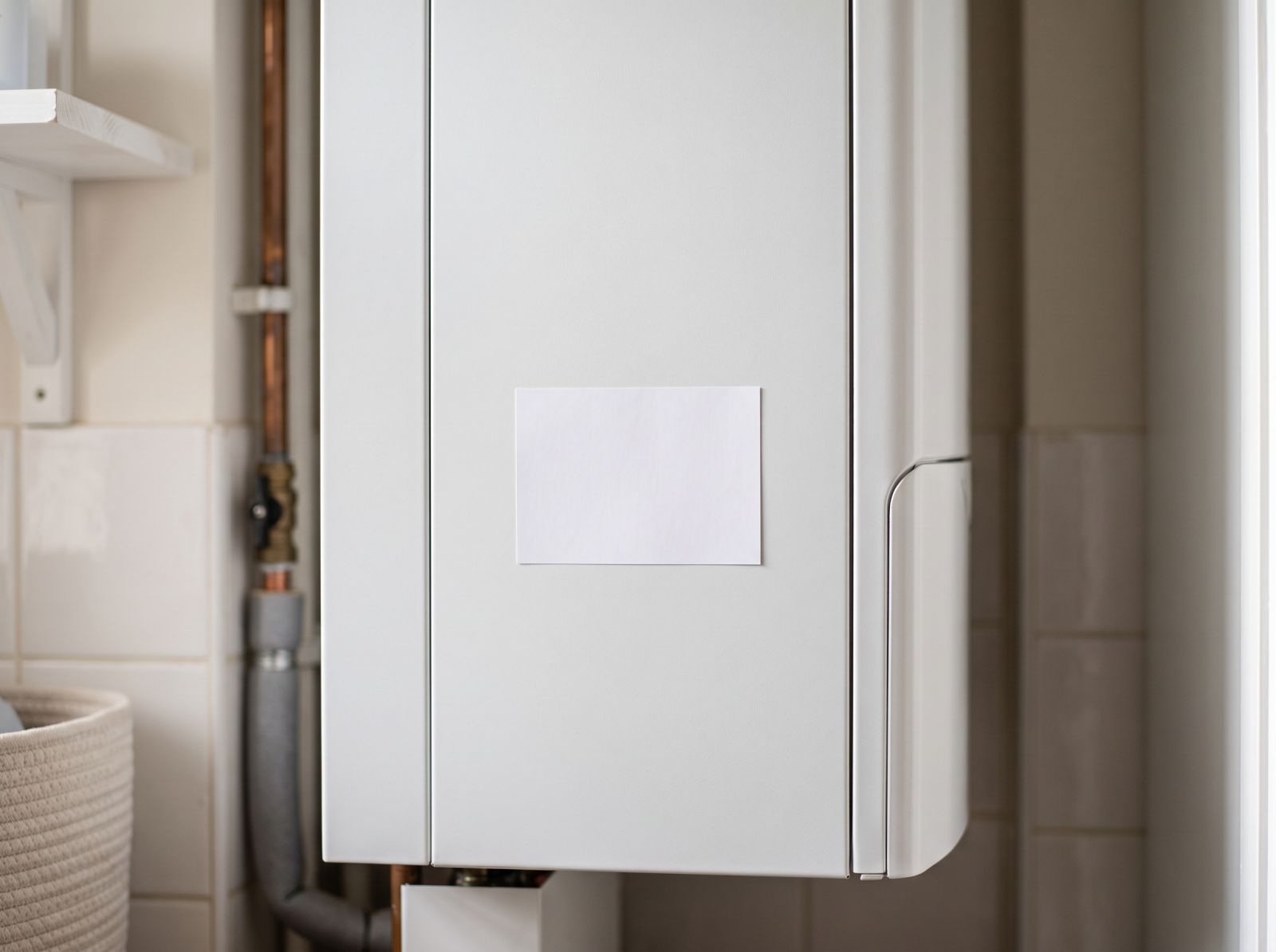 Onderhoudssticker op een verwarmingsketel